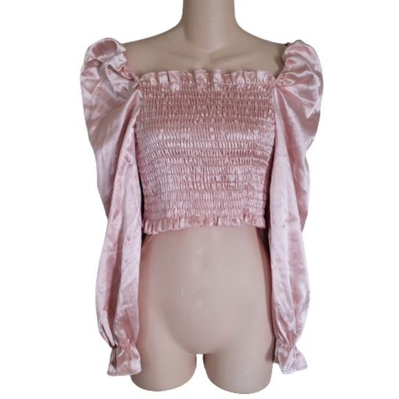 Shein Pink Cropped Blouse with Puff Sleeve Size Women's 4 NEW - Picture 1 of 8